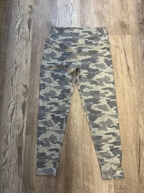 Kyodan camo leggins